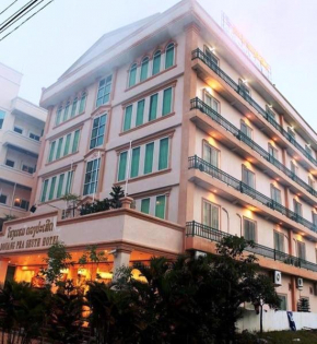 Гостиница Douangpraseuth Hotel  Вьентьян